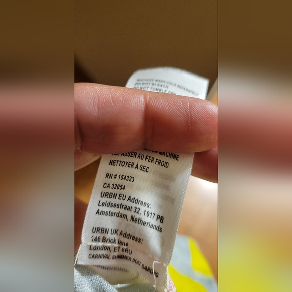 Free People Carnival Shimmer Ikat Sarong Scarf OS NWOT * - Picture 4 of 5